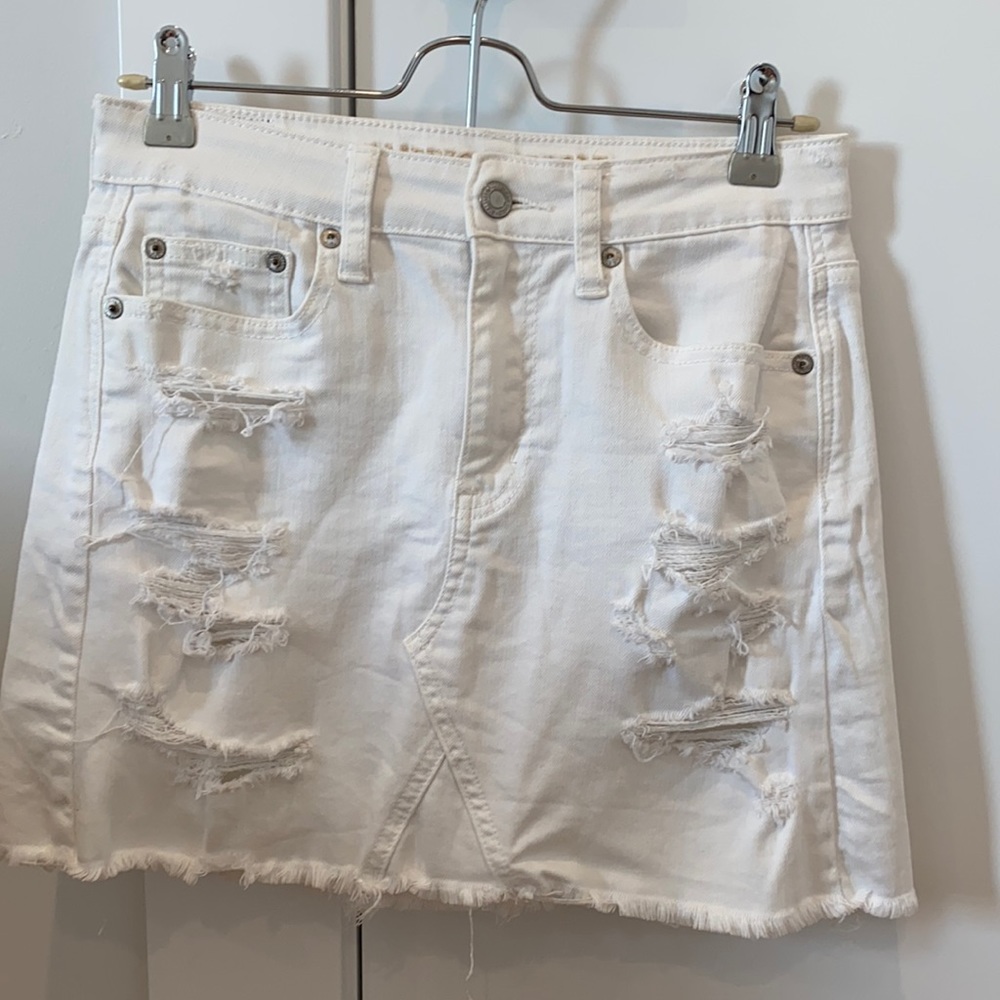 American Eagle White Distressed Stretch Jean Skirt